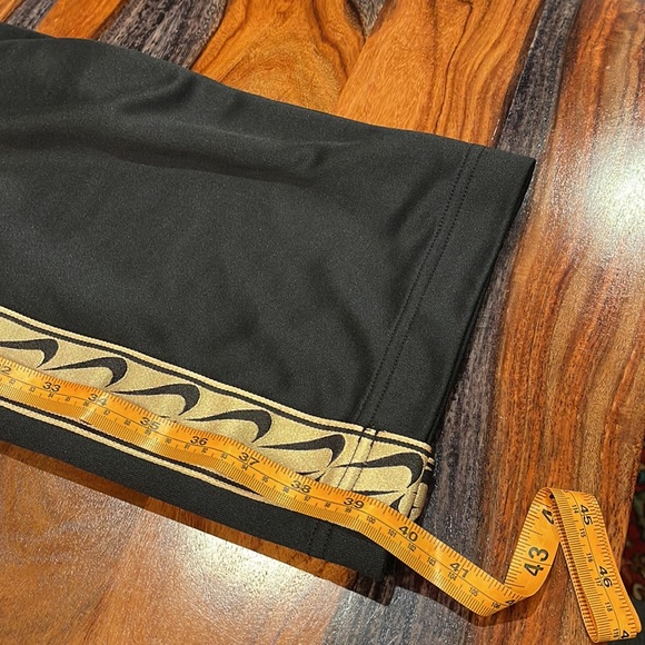 Nike Vintage Jogger Pants Black & Gold Nike Logo front Sides.  Mint Condition - Picture 10 of 10